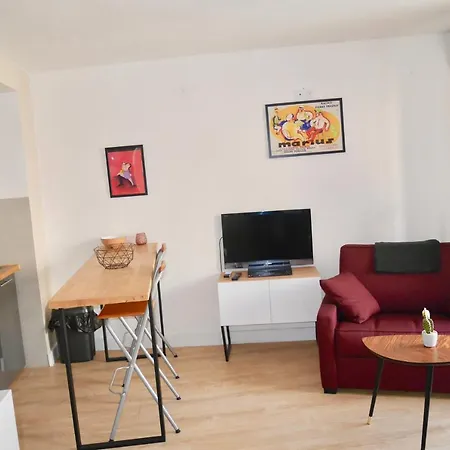 Apartamento Studio Avec Balcon Amenage Et Wifi A A 2 Km De La Plage